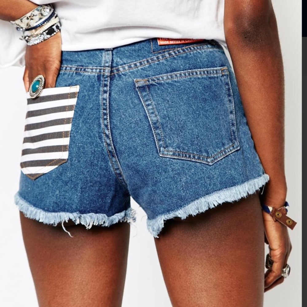 The Laundry Room Denim Striped Graphic Shorts W29!